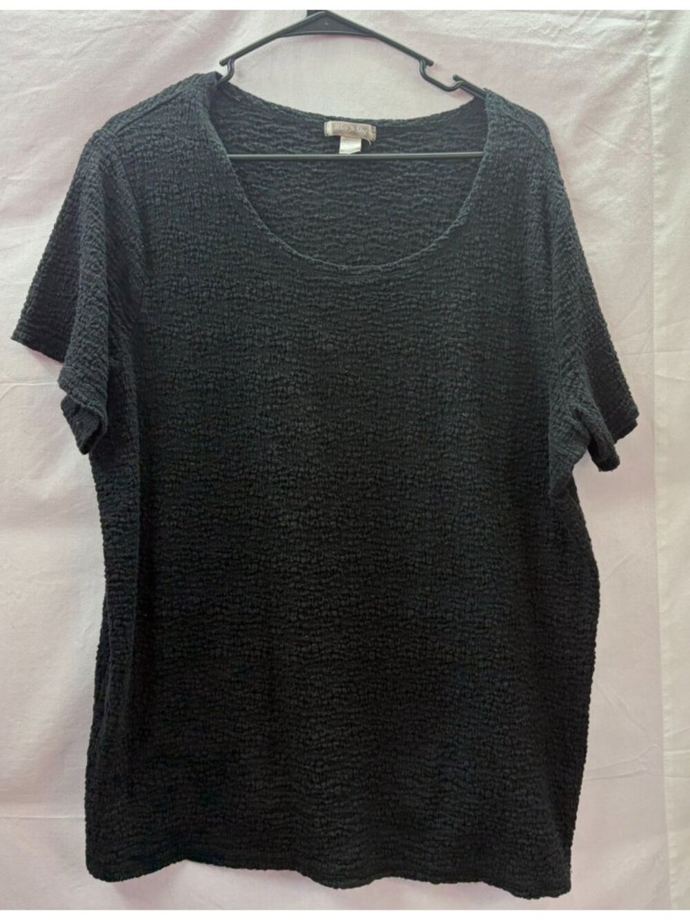 White Stag Women's XXL Black Textured Short Sleeve Round Neck Pull over Top